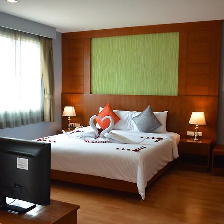 Elite Suites Patong By Bauman Residence Luaran gambar