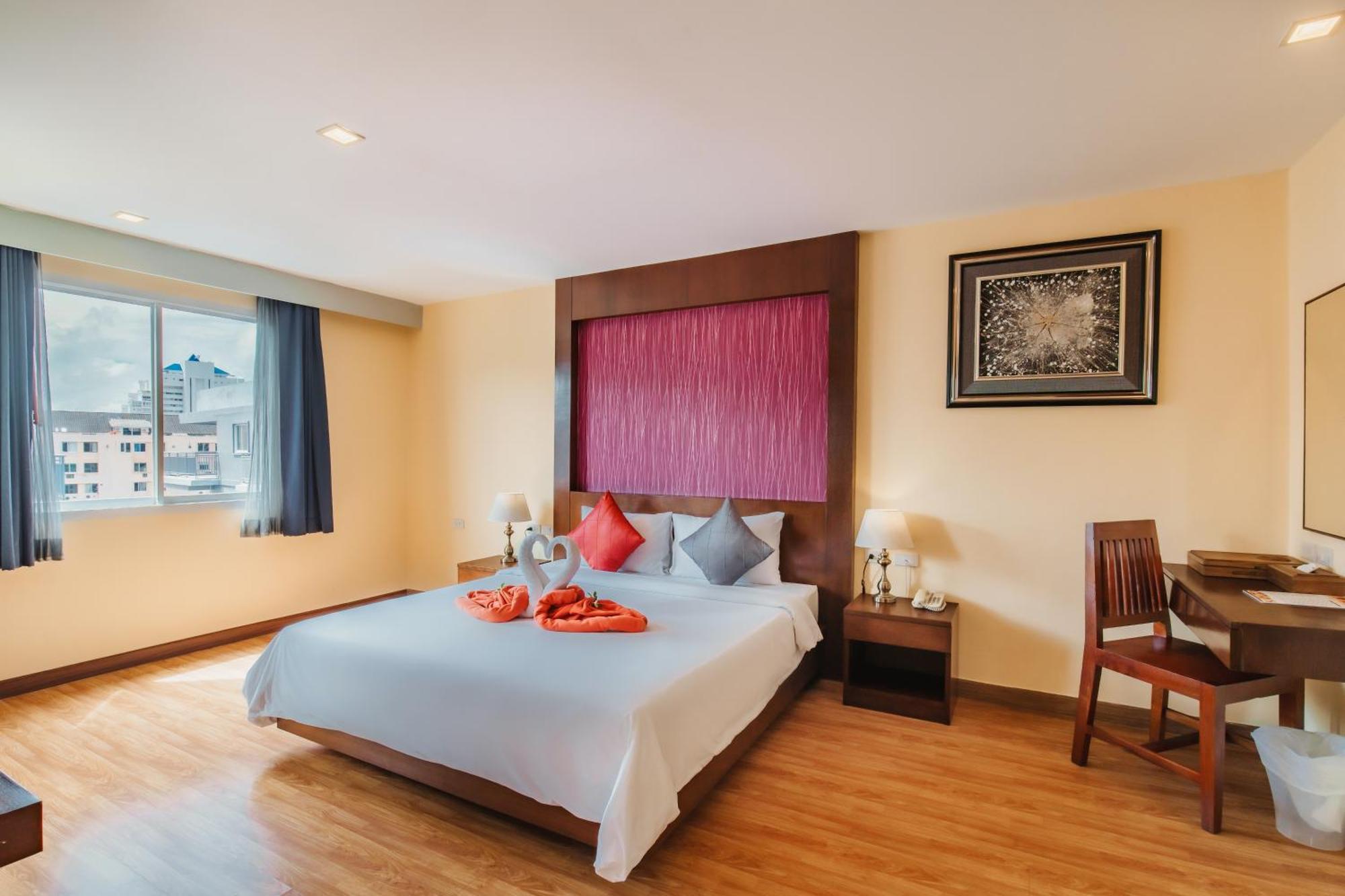 Elite Suites Patong By Bauman Residence Luaran gambar